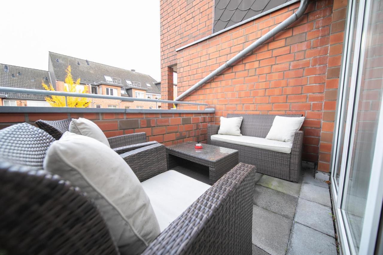 Studio Shiny - Zentral Mit Balkon - Messe - Kueche Neuss Kültér fotó